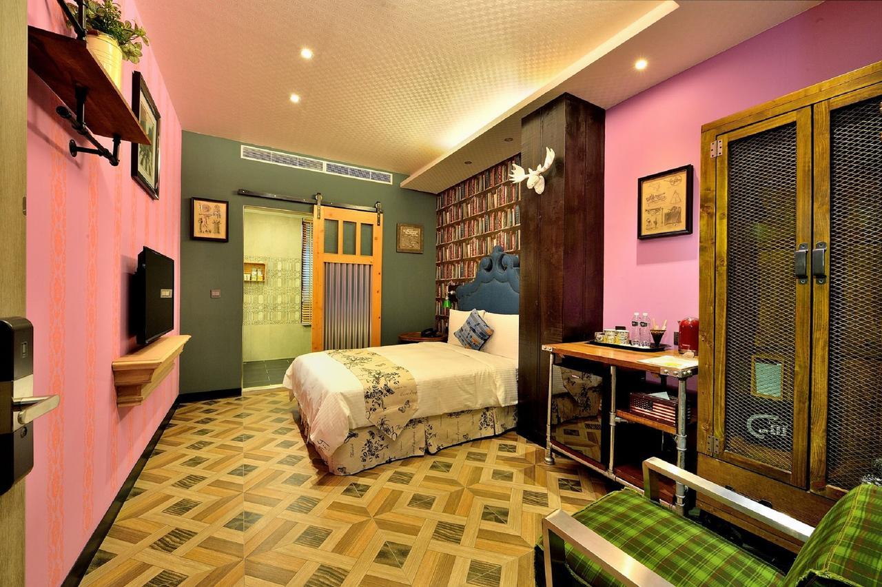 Smokey Joe'S Apartment Kaohsziung Kültér fotó