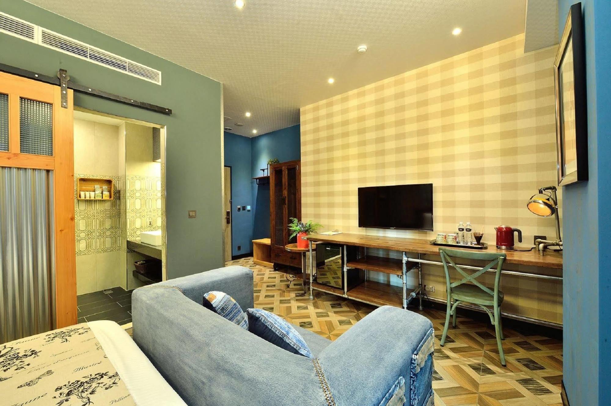 Smokey Joe'S Apartment Kaohsziung Kültér fotó