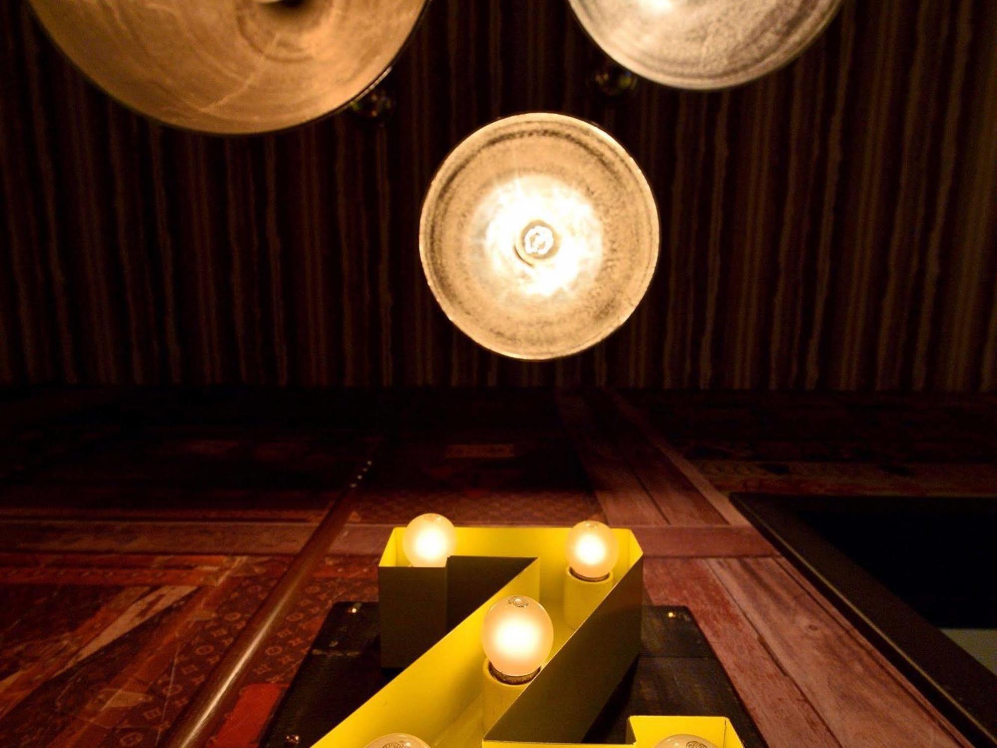 Smokey Joe'S Apartment Kaohsziung Kültér fotó